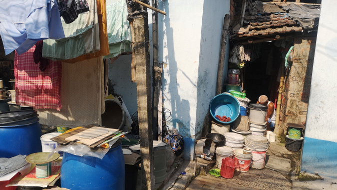 “Wie kann eine Familie auf acht Quadratmetern wohnen?” Eindrücke vom Projektbesuch bei Lake Gardens Women and Children Development Centre in Kolkata