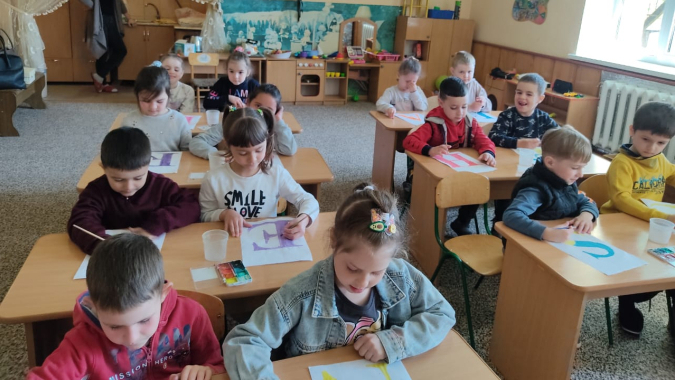 Schulranzen für ukrainische Erstklässler - Gemeinsam Hoffnung, Normalität und Zukunft ermöglichen