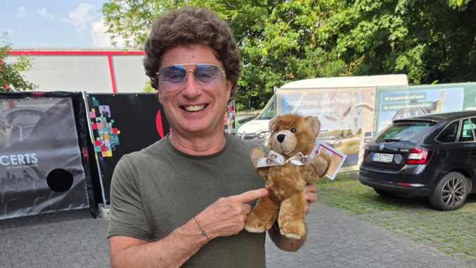 Kinder in Notlagen sollen einen Teddy erhalten