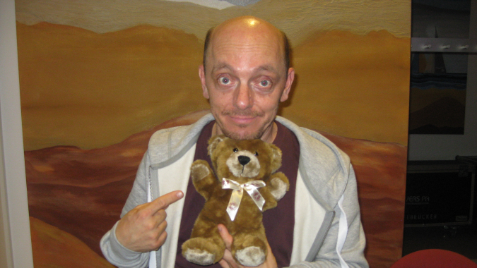 Kinder in Notlagen sollen einen Teddy erhalten