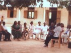Rat und Hilfe für Eltern behinderter Kinder in der Volta-Region (Ghana)