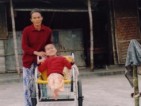 Opfern von Agent Orange und Landminen in Vietnam helfen