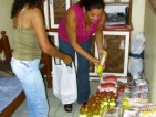 Lebensmittelpakete für besonders bedürftige Familien in Brasilien