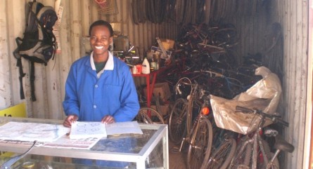 Fahrräder für Afrika - Fahrradwerkstatt in Namibia