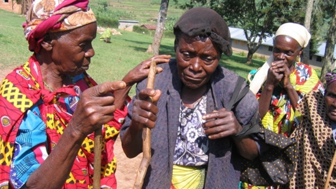 Patenschaften für Senioren in Uganda