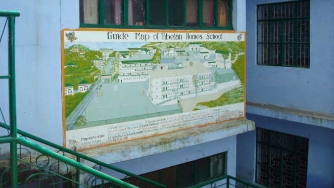 Schulbücher für Tibetan Homes School, Mussoorie