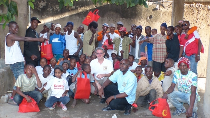 Hilfe für Afrika - Arusha's Straßenkinder