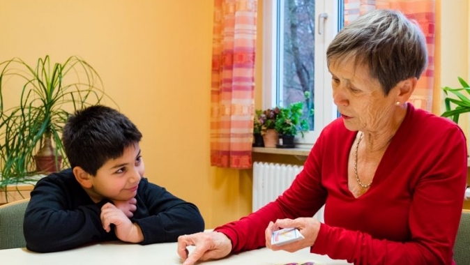 Ehrenamtliche Sprachpaten für Kinder