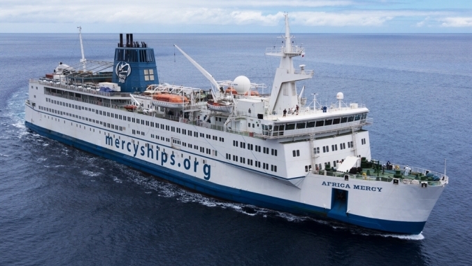 Operationen für Bedürftige an Bord des Hospitalschiffes "Africa Mercy"