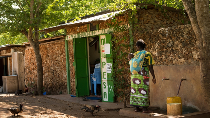 Aufbau des Umweltcenters *Moyo Wangu Environmentcenter* Kenia